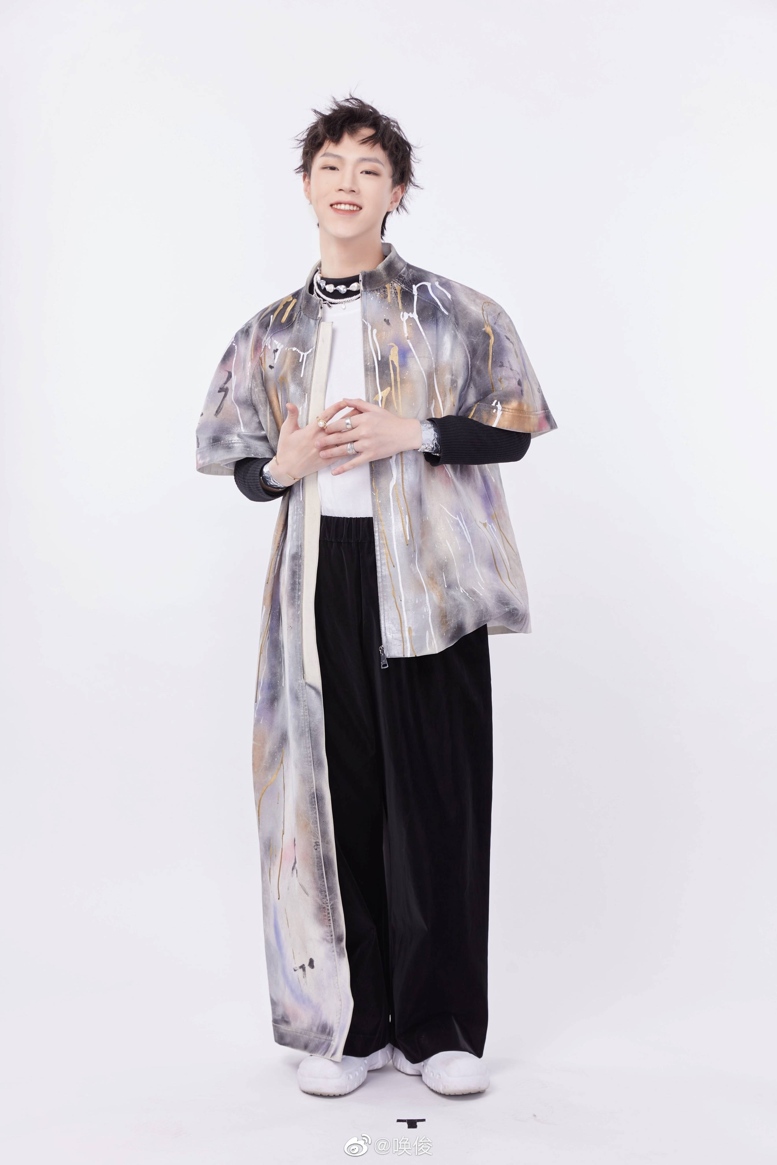  p>唤俊,2021年1月2日参加的综艺节目《奇葩说7》在爱奇艺播出. /p>