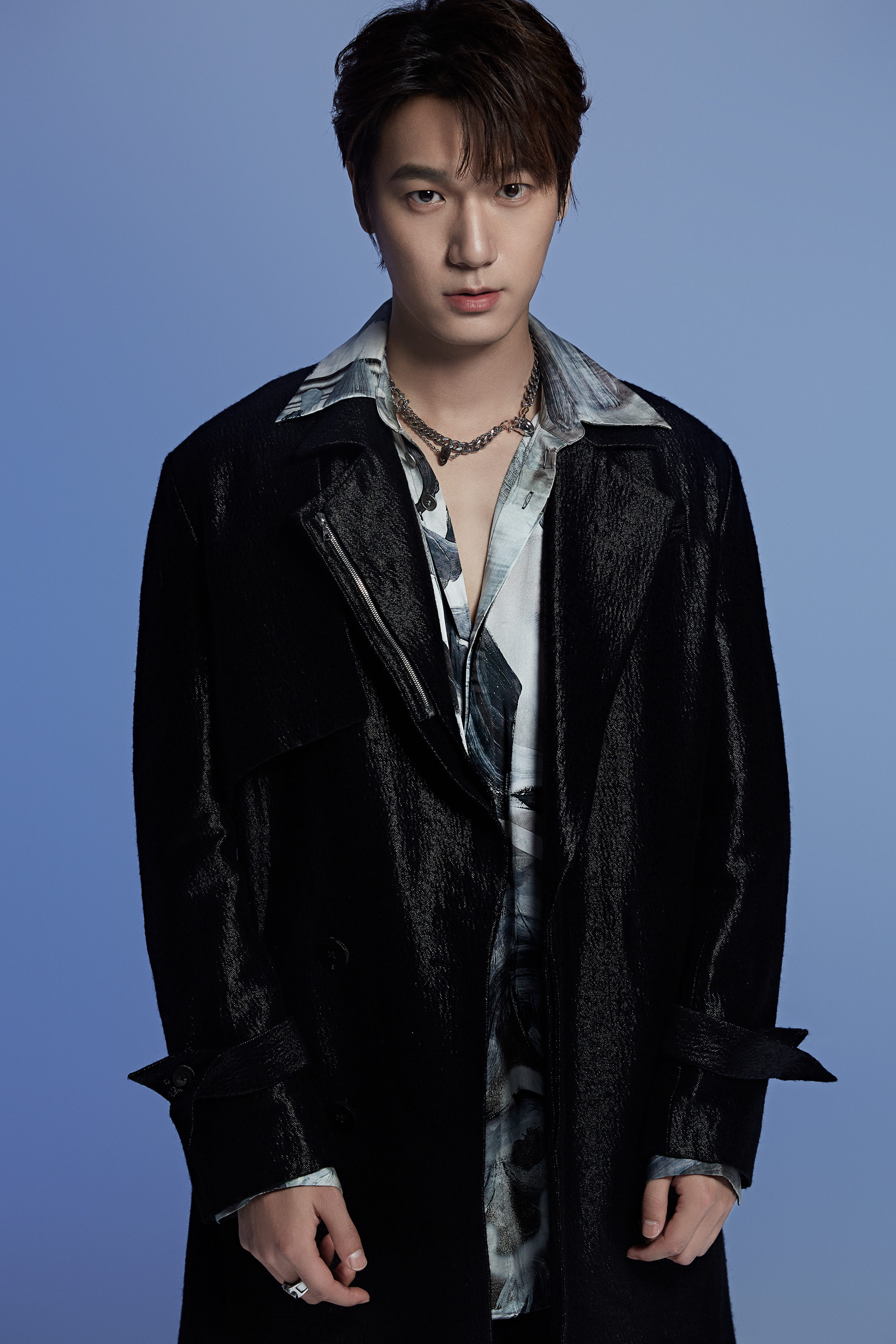  /p> p>2020年,参演网剧《 a target="_blank" href="/item/谢谢让我