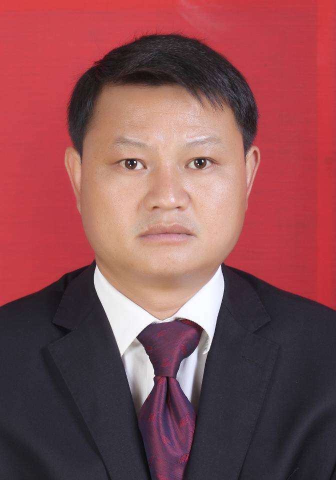 现任贵州省黔西南州贞丰县龙场镇党委副书记,龙场镇人民政府镇长