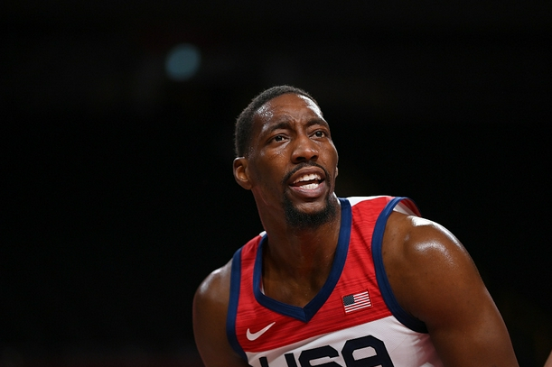  p>巴姆·阿德巴约(bam adebayo),原名埃德里斯·阿德巴约(edrice