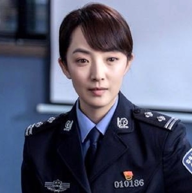 杨晓蕾,电视剧《 a target="_blank" href="/item/黑白禁区/24141013"