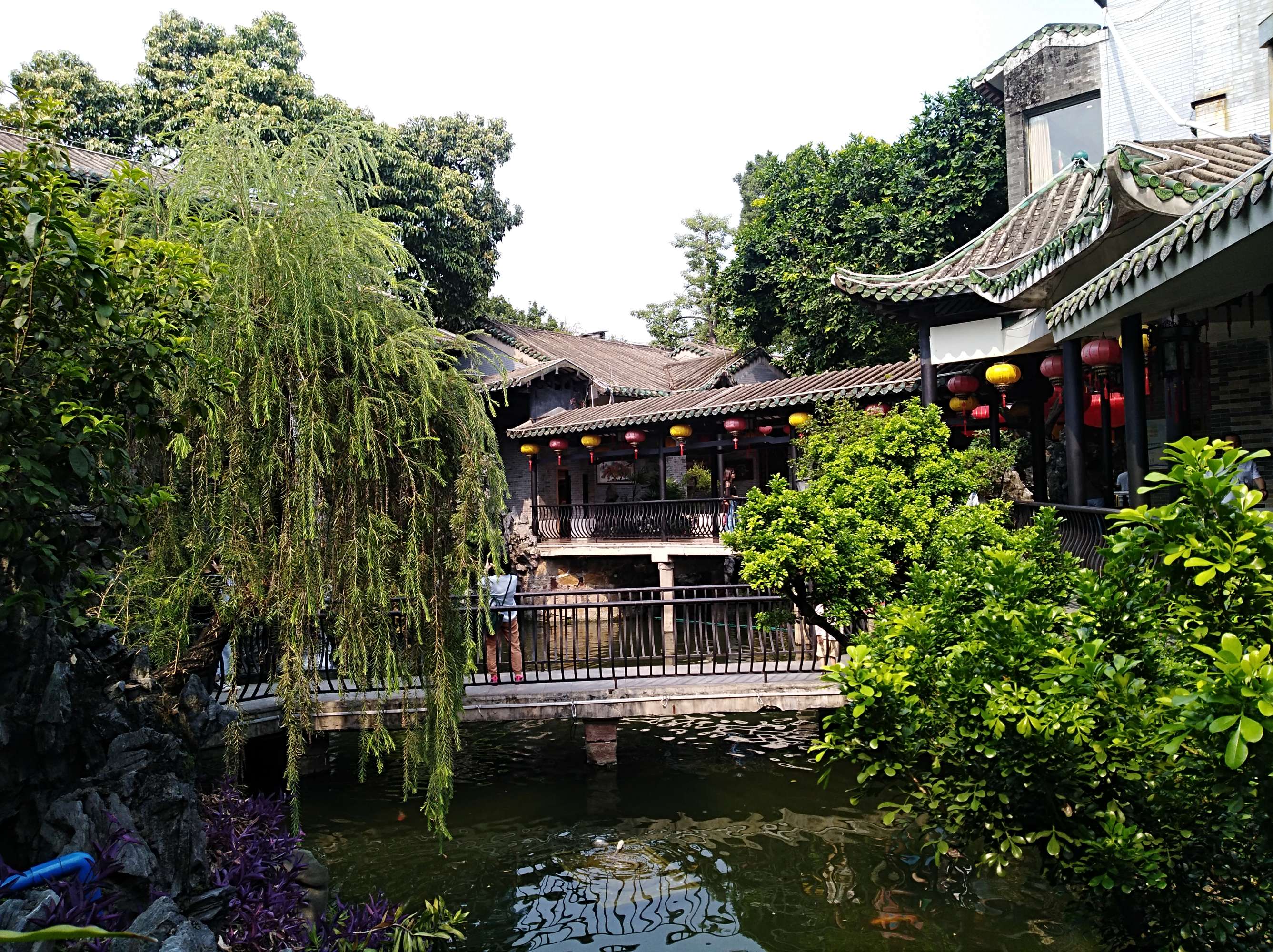  p data-id="sztcgfgq5jdf">泮溪酒家坐落在广州城西 a target="