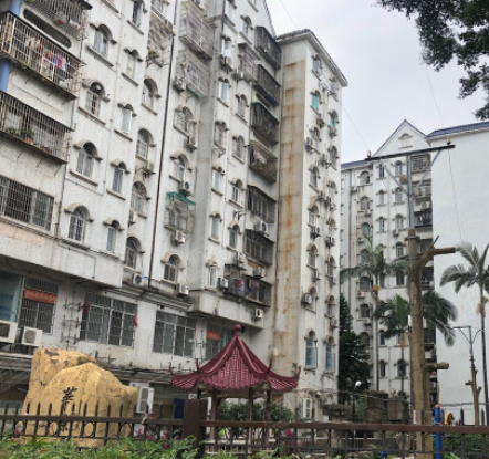  p>华景新城翡翠居位于广州市天河华景新城,由 a target="_blank"