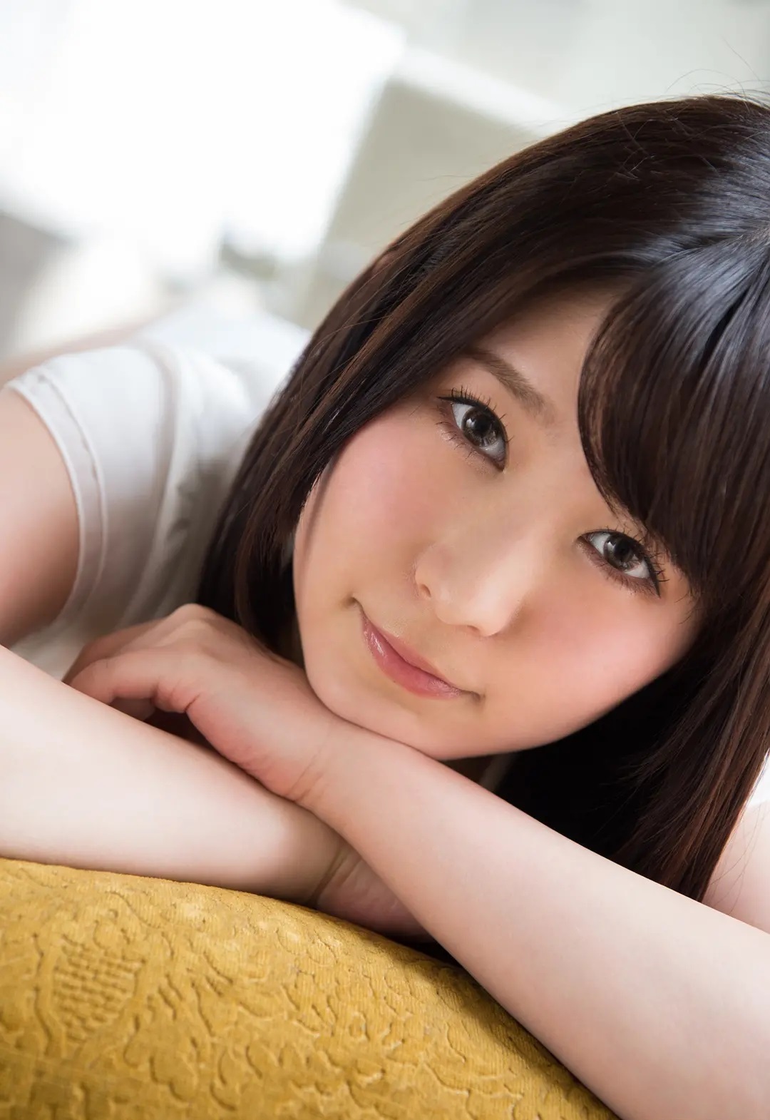  p>飞鸟铃(飞鸟りん),1997年1月8日出生于日本京都府,日本女演员. /p>