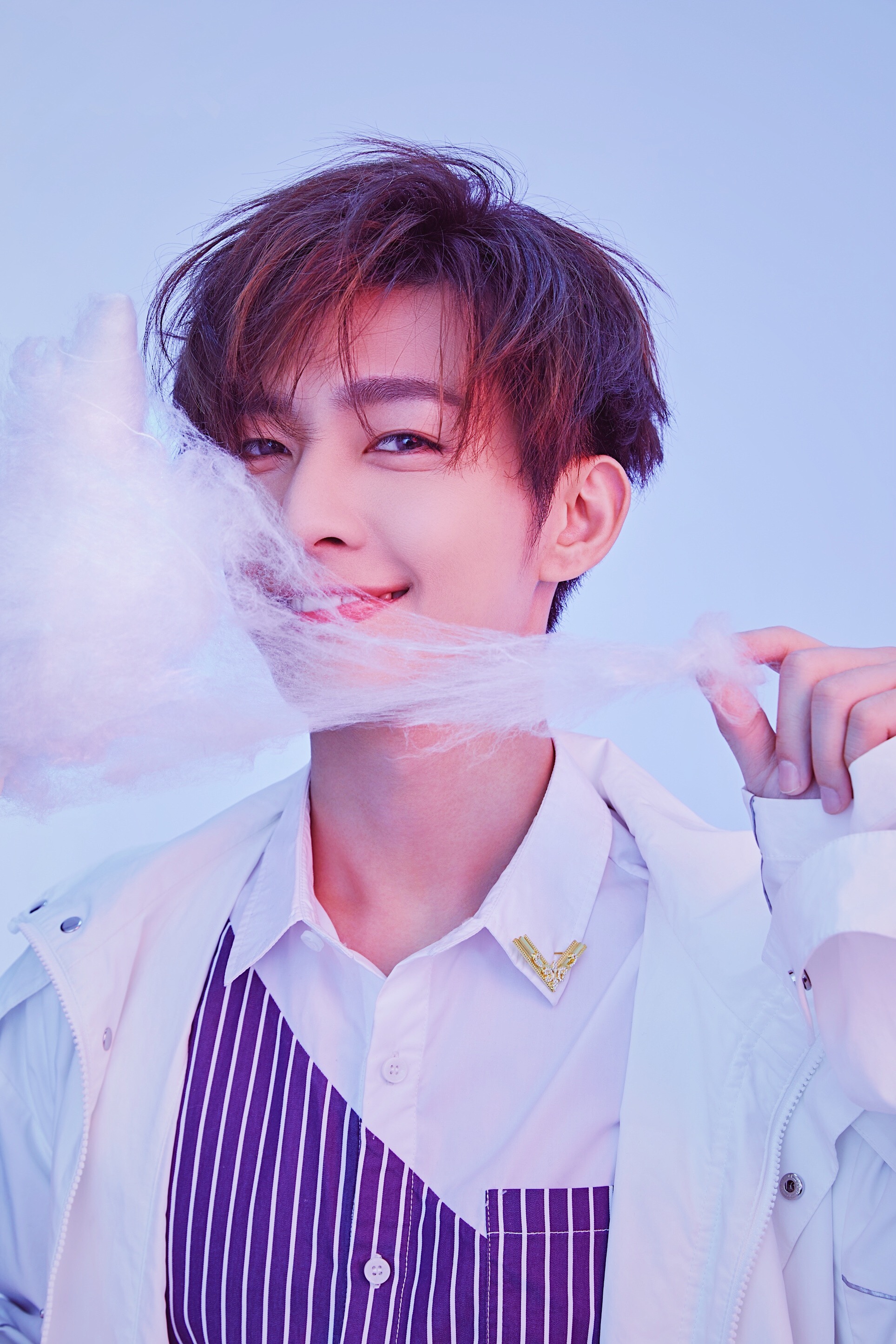  p>炎亚纶(aaron),本名吴庚霖,1985年11月20日出生于台湾省台北市