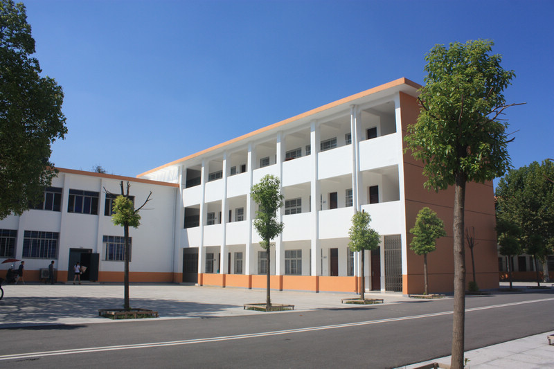 湖北省潜江市园林二中