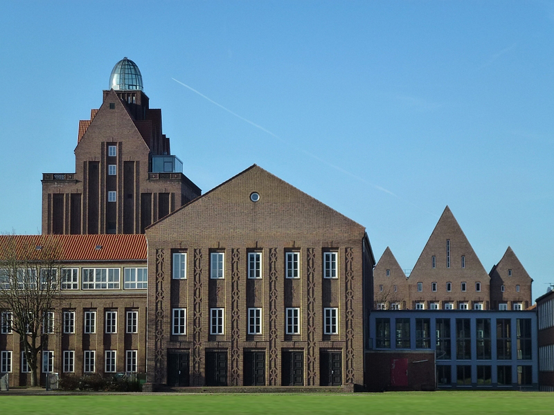  p> b>布伦瑞克工业大学(德文:technische universit  t braunschweig