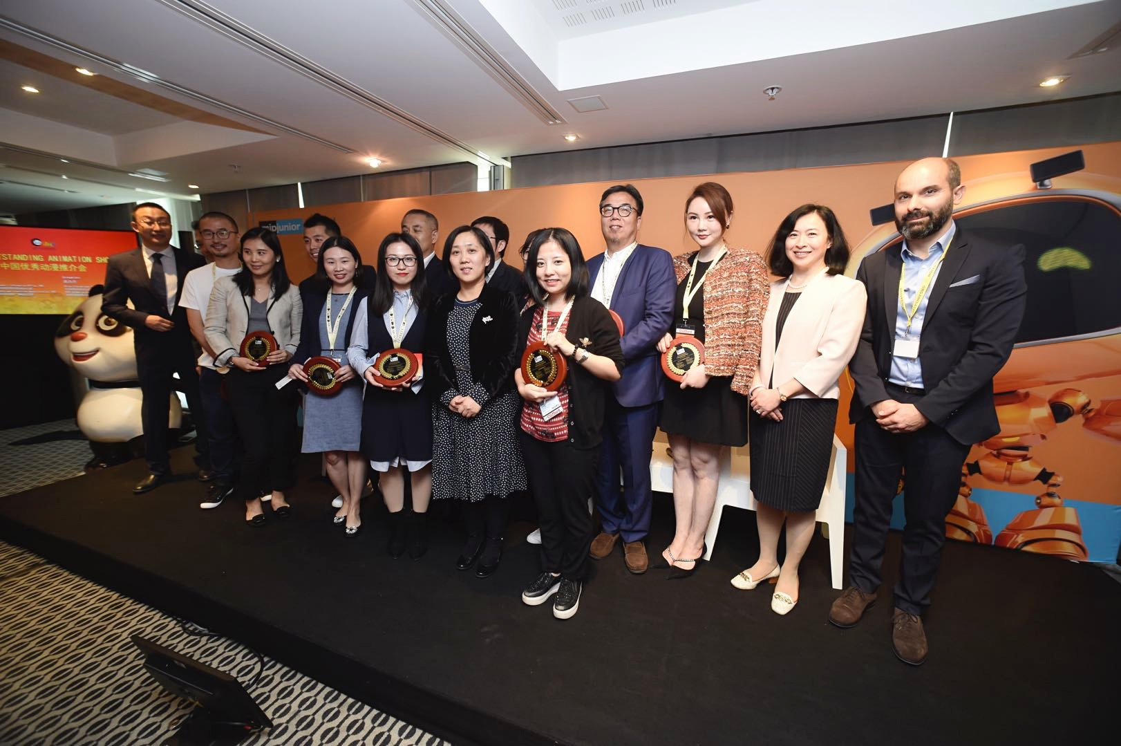 a target="_blank" href="/item/浙江中南卡通股份有限公司/19985696"