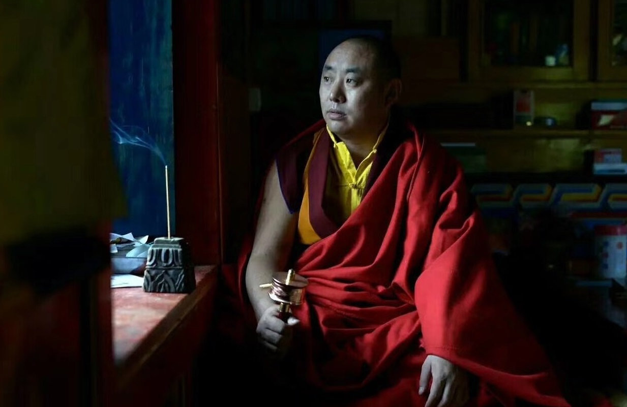  p>李西活佛新甲旦真,男,生于 a href="#">藏历 /a>第十七绕迥木虎年