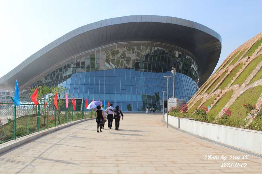  p>广东梅县东山中学是全国重点中学,广东省国家级示范性普通高中