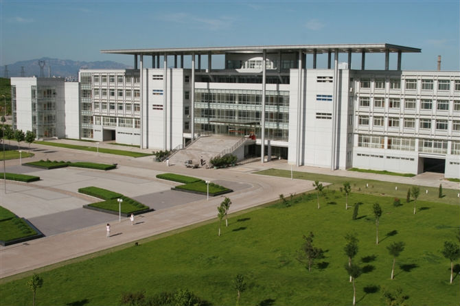 燕山大学里里仁学院