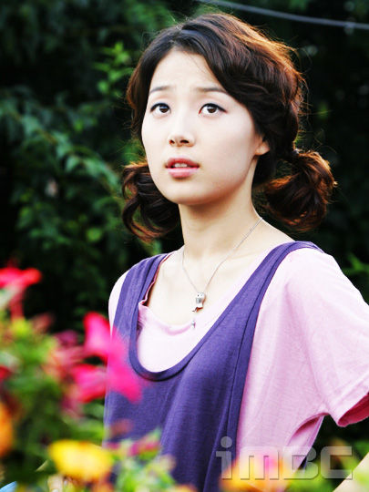  p>《秘密男女》是韩国mbc电视台于2005年8月29日播出的电视剧,由金尚