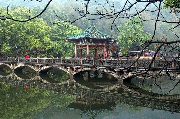 惠州以西湖而著称,西湖以苏堤而出名