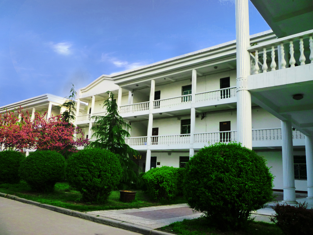  p>长安大学兴华学院是2006年4月12日经教育部批准(教发函[2006]72号)