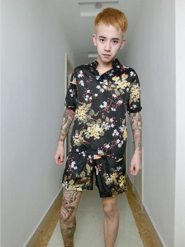  p>赵中阁(曾用名:赵锦鹏),男,1999年4月23日出