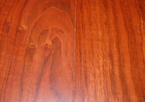  p data-id="gnwmkvjd34">红檀香俗称香脂木豆,产于南美原始森林.