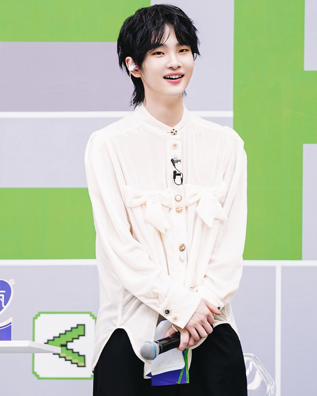  p>周震南(vin),2000年6月21日出生于重庆市,中