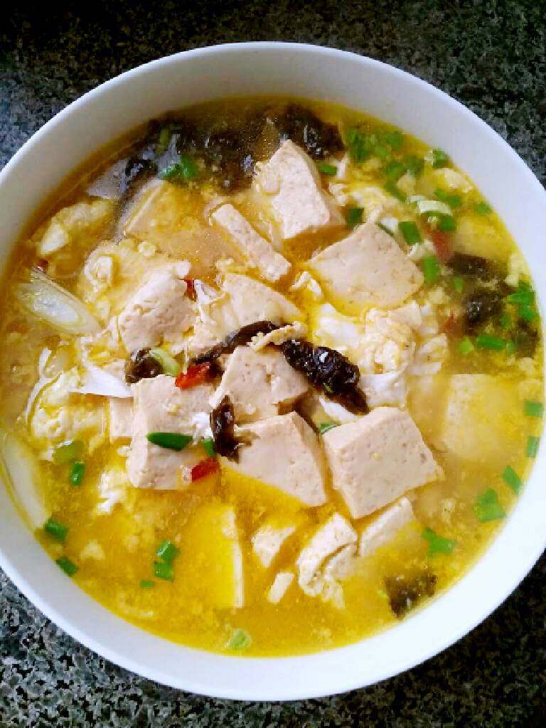 玉米豆腐鸡蛋汤