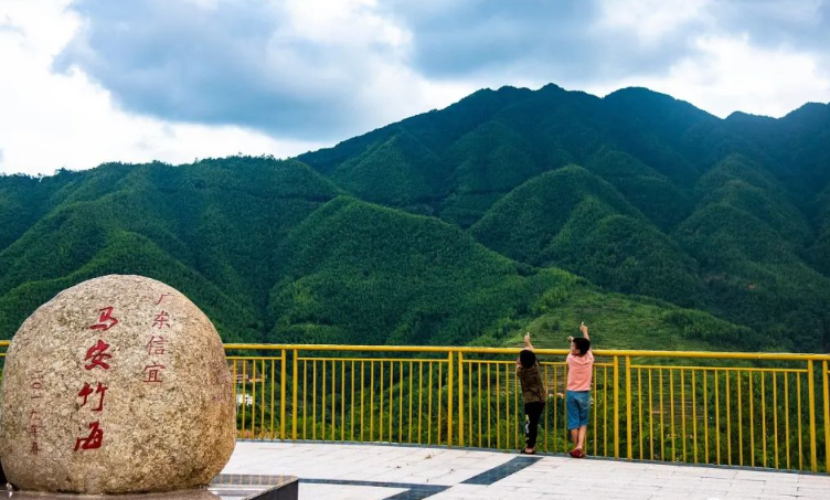 包括 a target="_blank" href="/item/大雾岭/3833375" data-lemmaid=