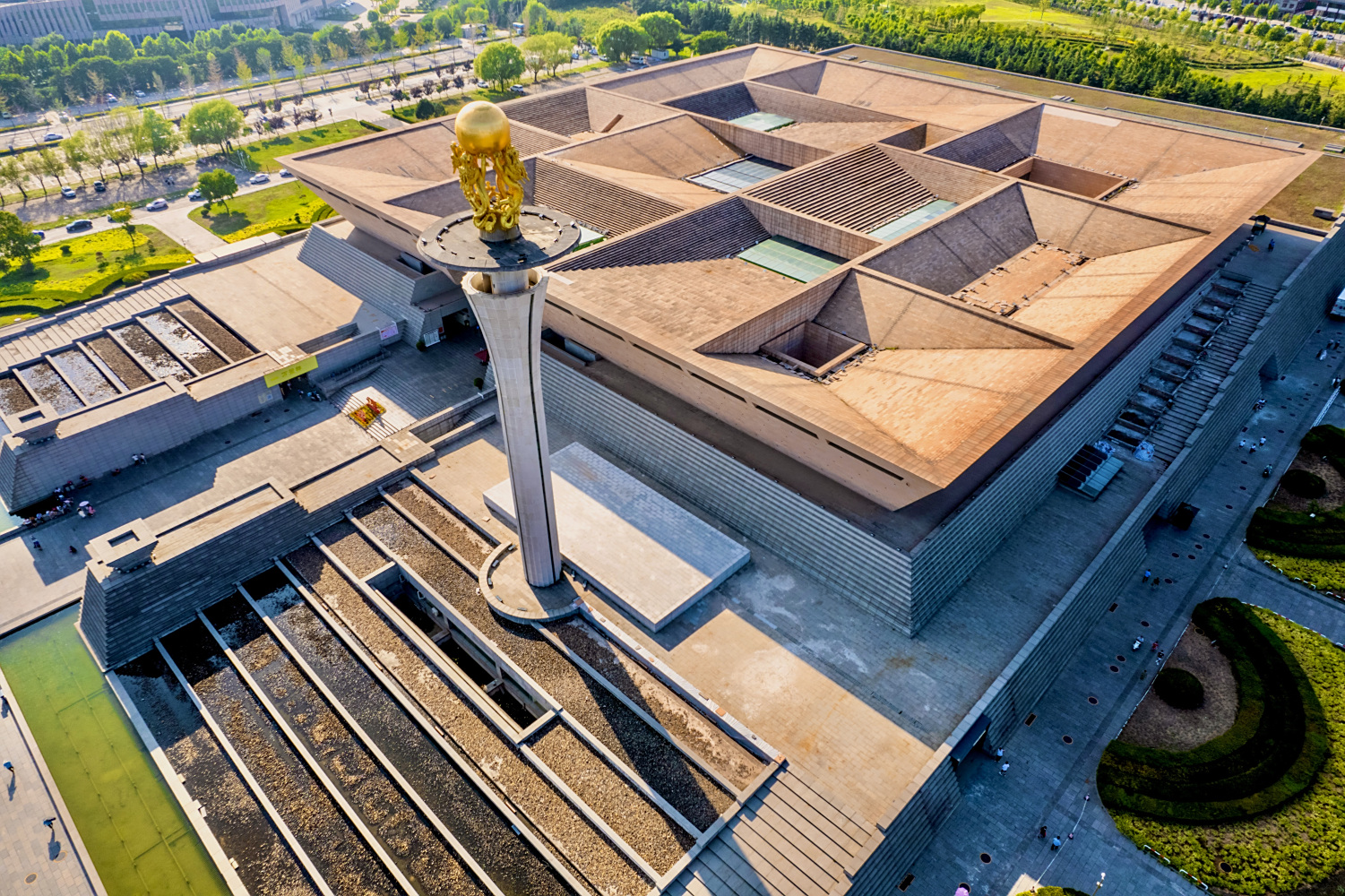 洛阳市博物馆新馆 潘建勋/摄