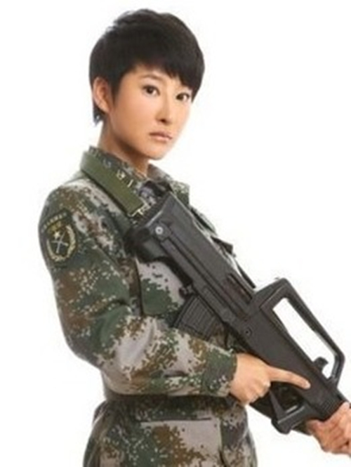 《麻辣女兵》的人物角色,扮演者是郭柯彤