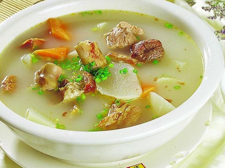 首乌淮山牛肚汤