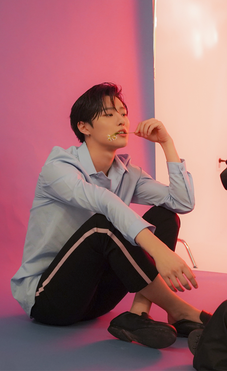  p>曹承衍(woodz),1996年8月5日出生于韩国京畿道城南市盆唐区,韩国