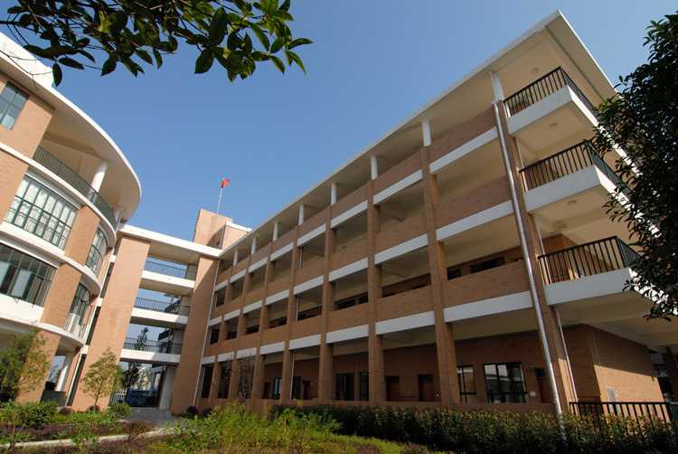 宜昌金东方学校