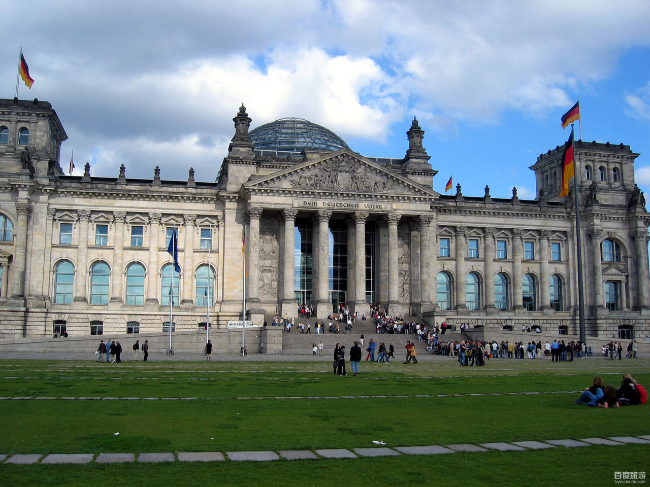  p>德国国会大厦(德语:   reichstagsgeb  ude),简称国会大厦;官方