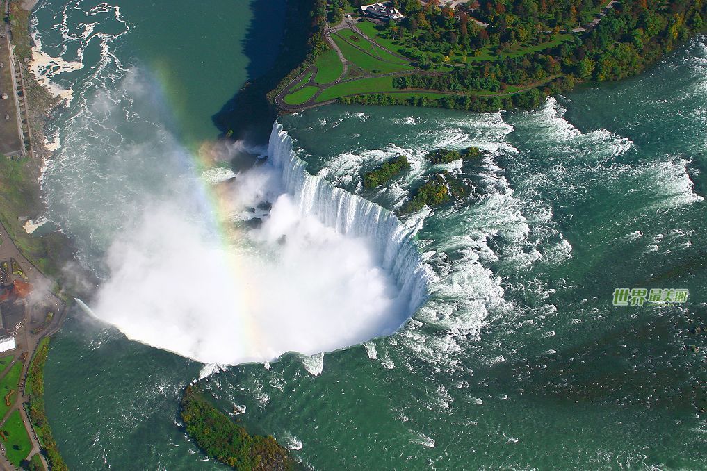  p>尼亚加拉瀑布(niagara falls)位于 a target="_blank" href="/item