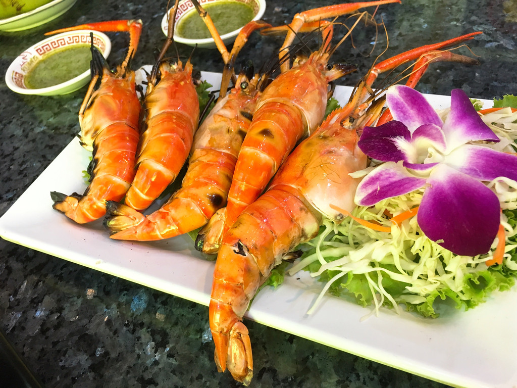  p>大头虾,广东方言,意思是形容一个人很粗心.