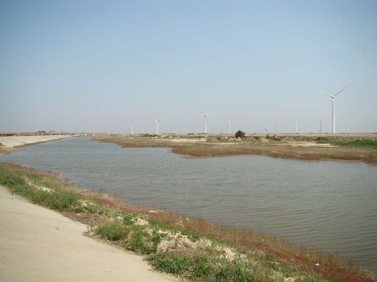  p>黄骅古贝壳堤自然保护区位于河北省沧州市 a href="#" data-lemma