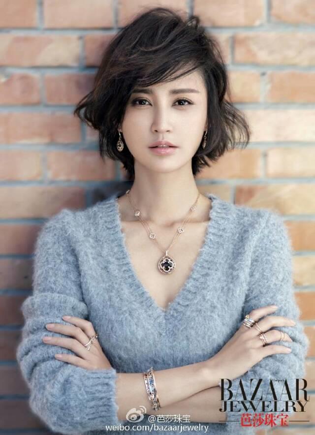  p>张歆艺,1981年5月29日出生于 a target="_blank" href="/item/四川