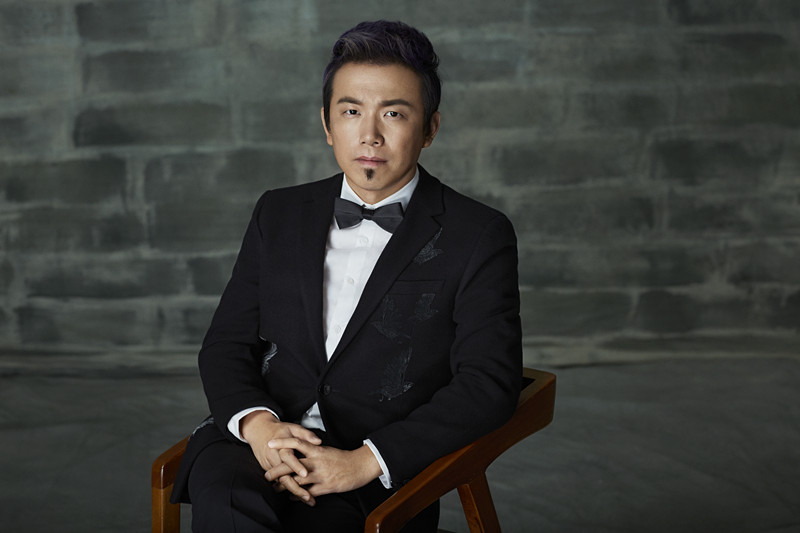  p>潘斌龙,1972年7月12日出生于黑龙江省鸡西市,中国内地影视男演员