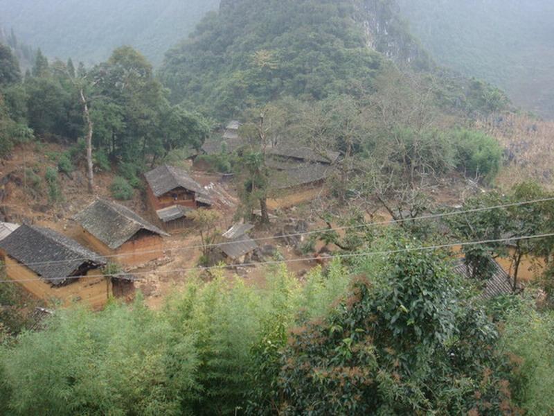  p>塘子自然村,隶属于云南省文山壮族苗族自治州麻栗坡县铁厂乡坪子