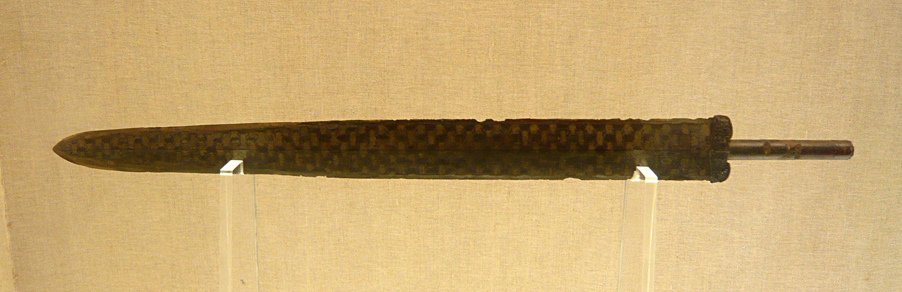  p>剑(英文:sword, a href="#" data-lemmaid="6690134">三尺 /a>: 剑