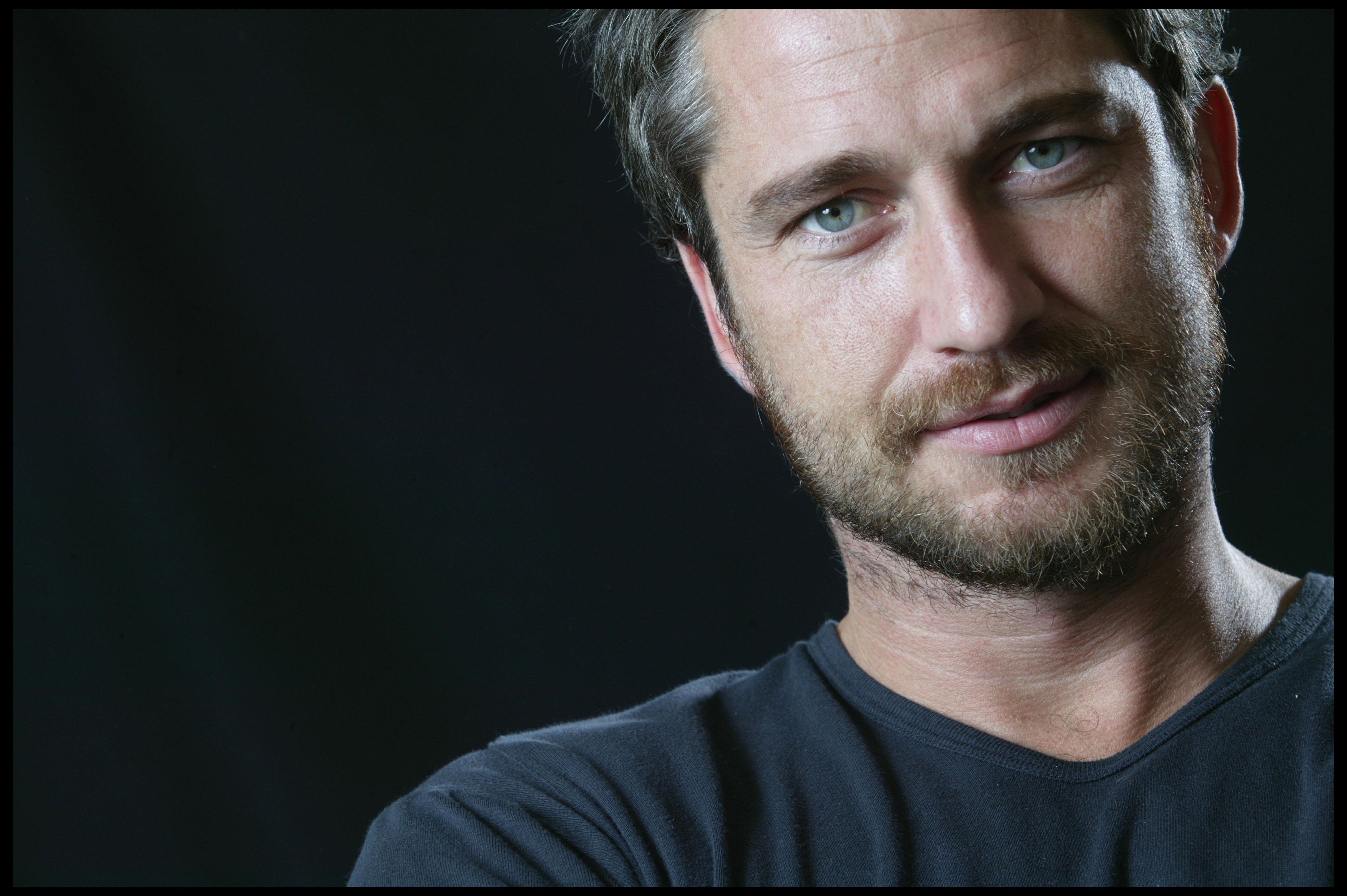  p>杰拉德·巴特勒(gerard butler),1969年11月13日出生于 a target="