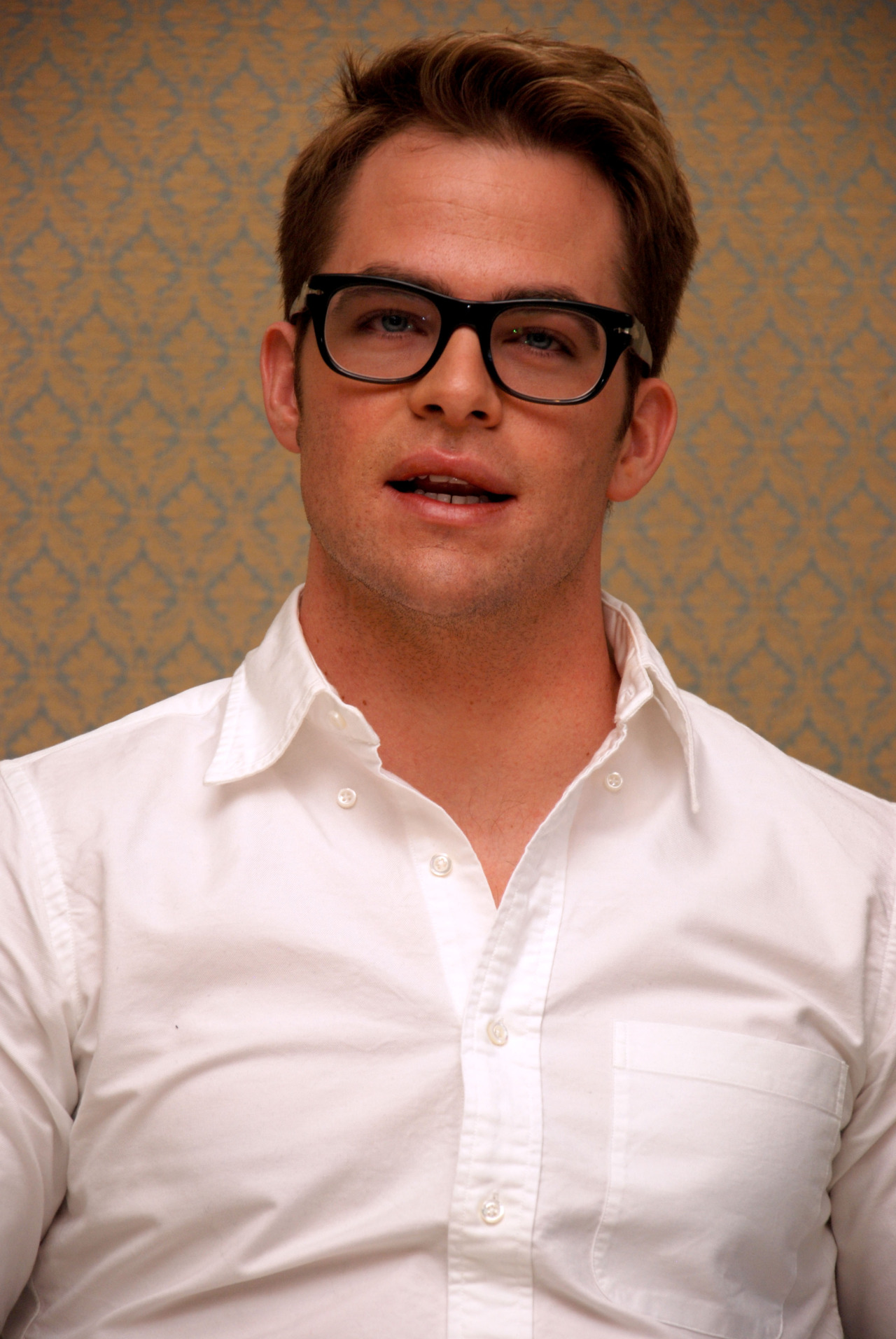  p>克里斯·派恩 (chris pine),1980年8月26日出生于美国 a target="