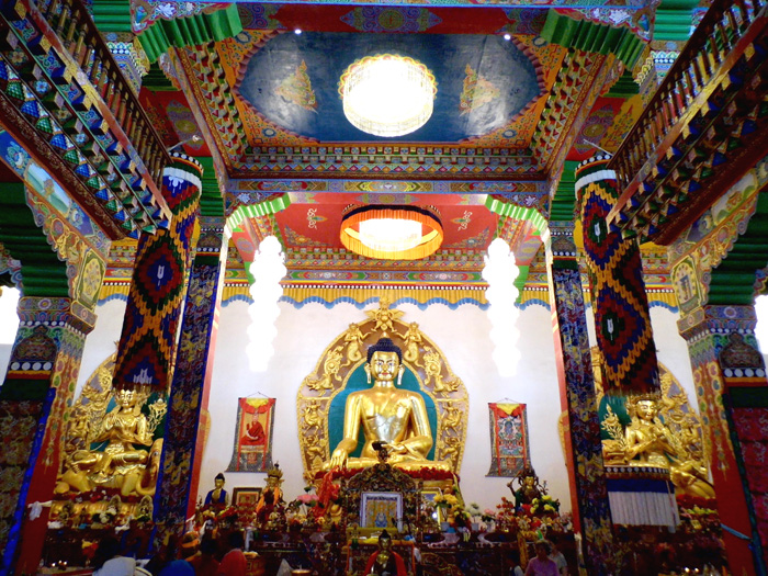  p>红城寺,又名御令宝塔寺,位于甘肃省临夏州永靖