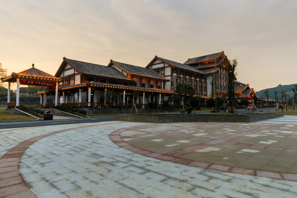 瓮安草塘千年古邑旅游区