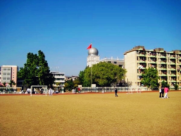  p>连江县第一中学(no.