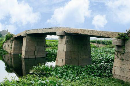  /p> p>常州市武进区礼嘉镇礼嘉村宋公岸与章家桥之间有座古桥,叫昇