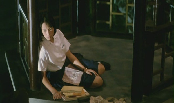 p>《我的美丽与哀愁》是 a target="_blank" href="/item/中央电影