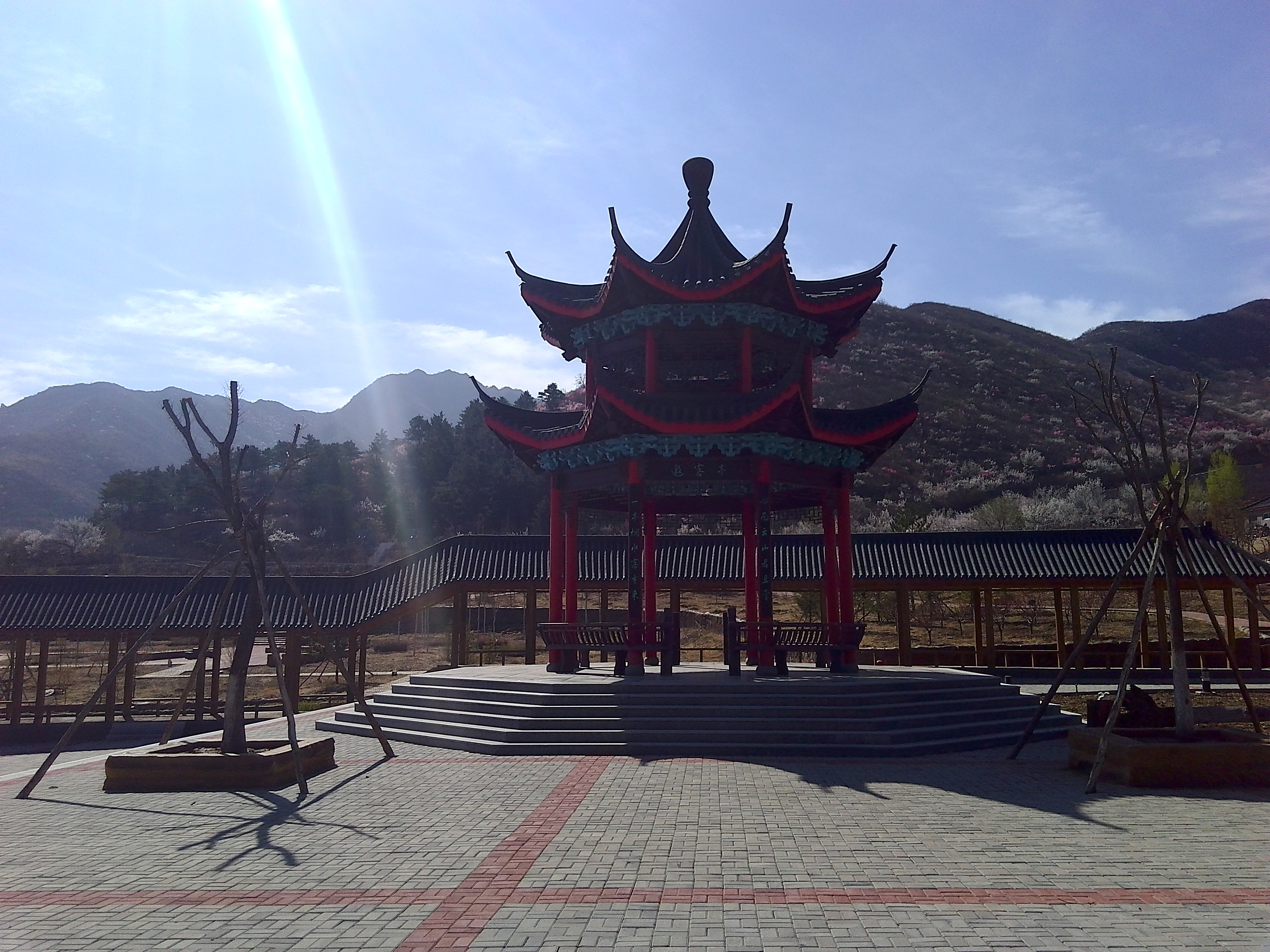  p data-id="gnb4knz9c3">辽宁天秀山森林公园位于享有"辽西第一村"