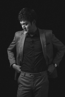 杨刚（青年企业家、影视出品人）_百度百科