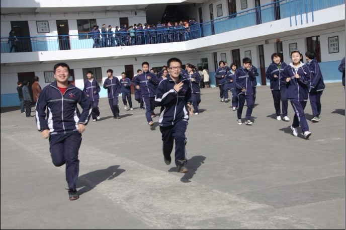  p>乌海市第一中学简称" a href="#" data-lemmaid="8772624">乌海