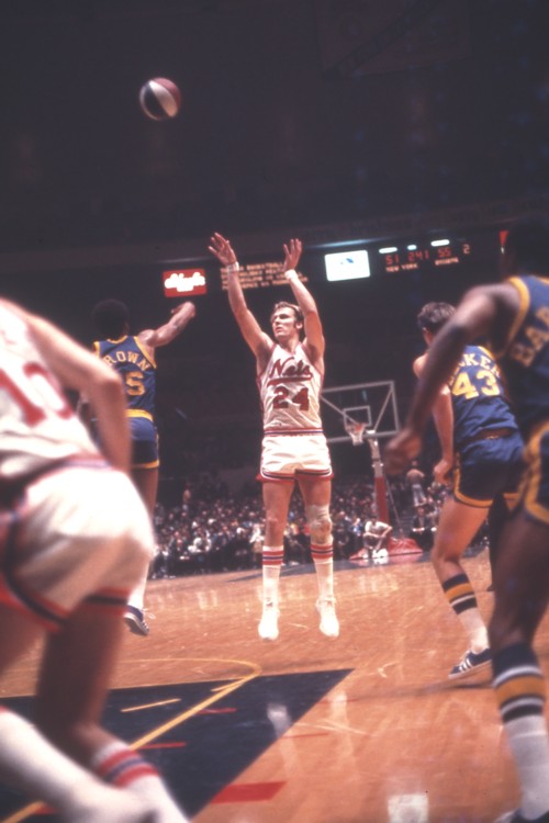  p>里克·巴里(rick barry),1944年3月28日出生于美国 a href="#">