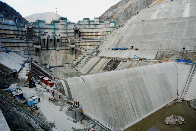 降低坝基压力的排水结构