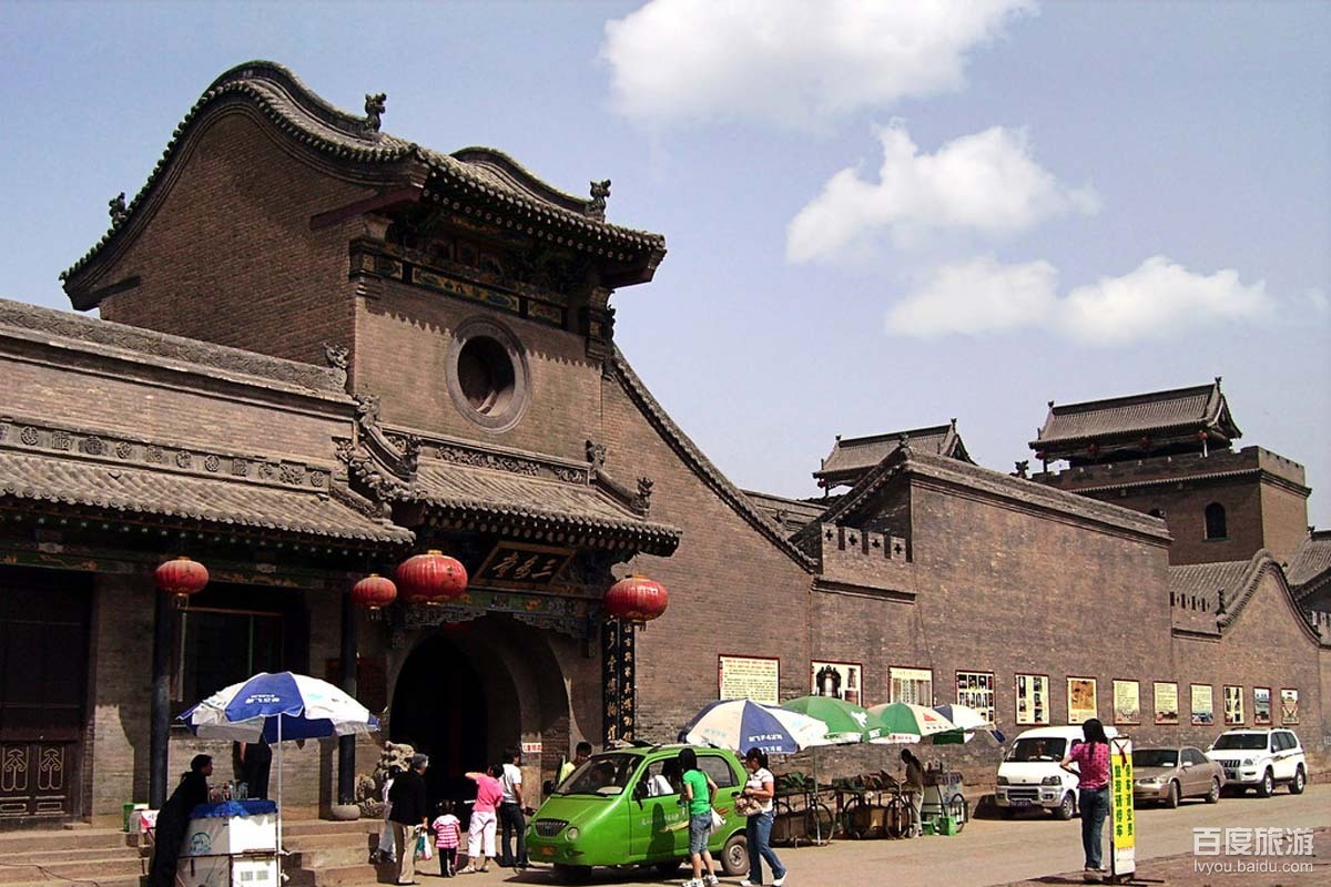  p>曹家大院又称 a target="_blank" href="/item/三多堂/4715653"