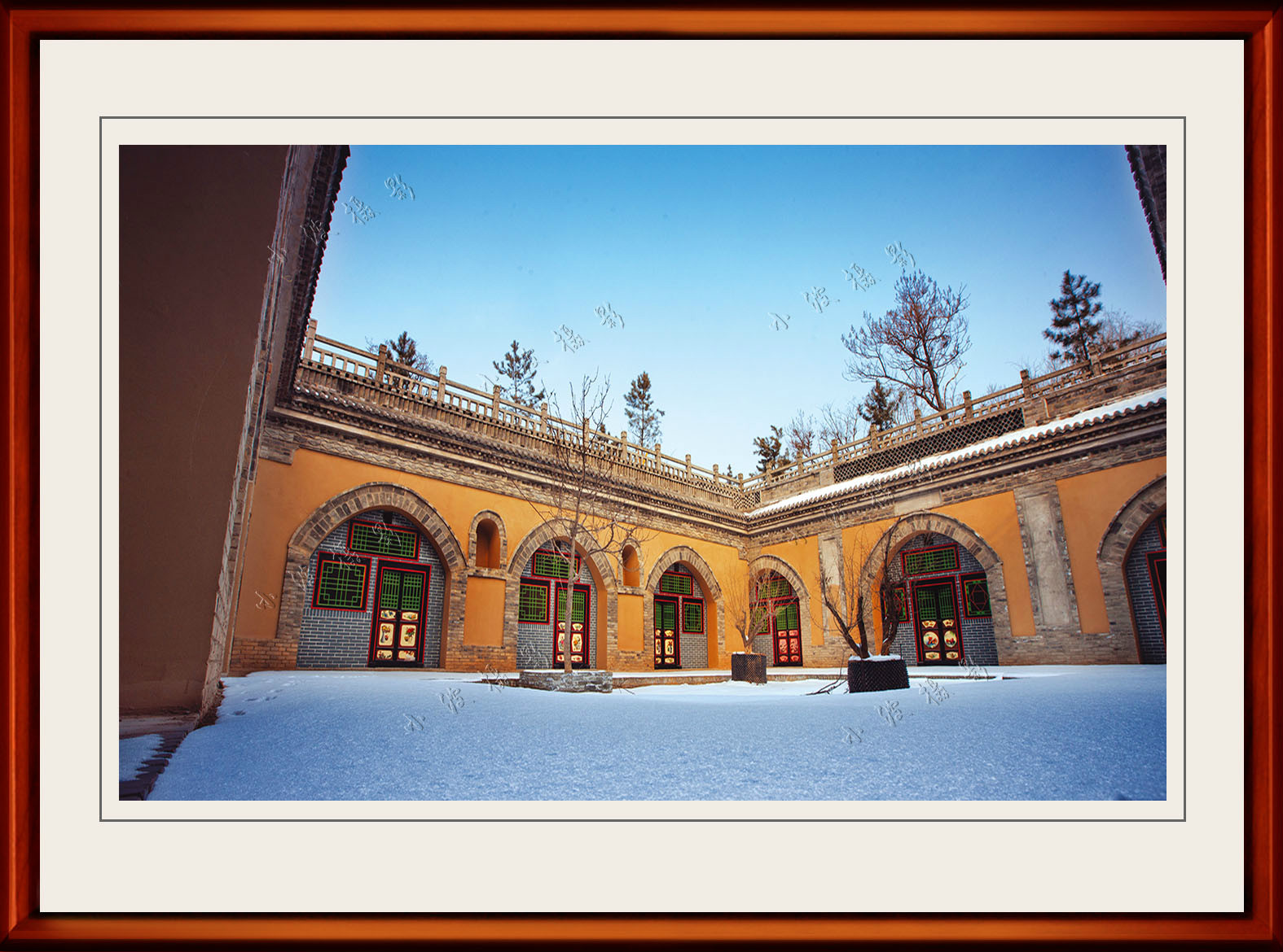  p>地坑院也叫天井院,地坑院,当地人称为"天井院","地阴坑","地窑",是